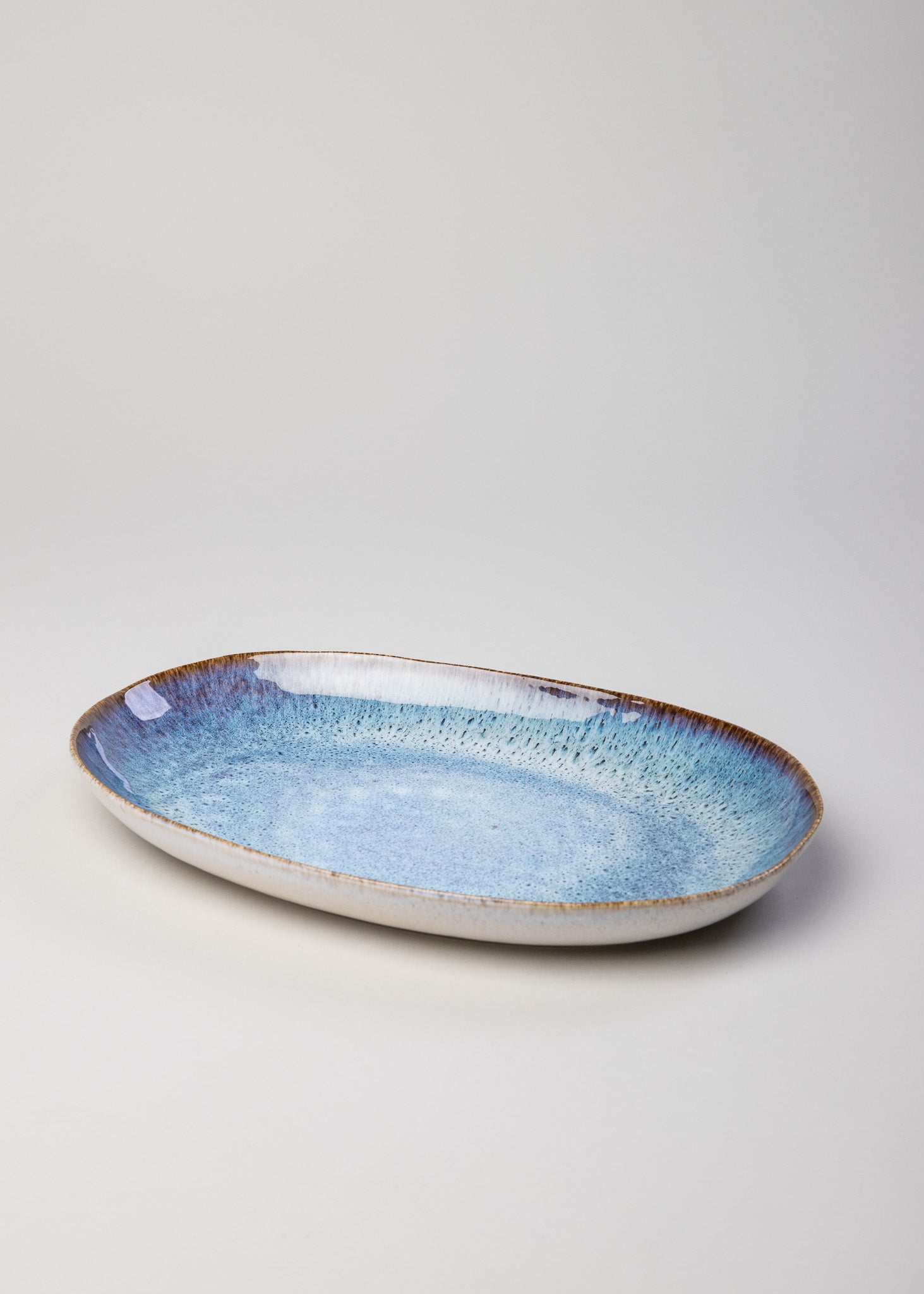 Raiz Servierplatte von Vida Nova Ceramica 