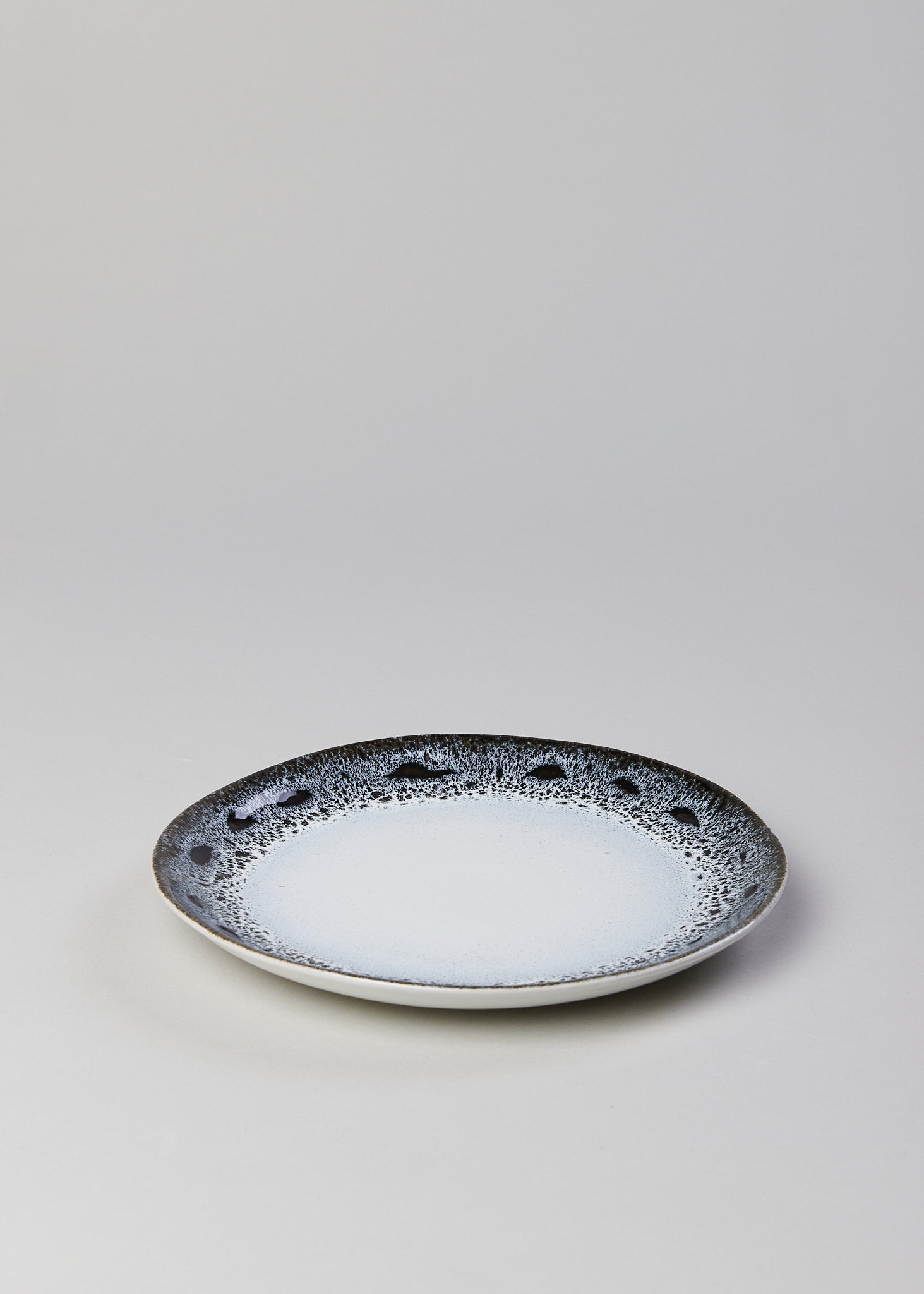Alvorada Teller von Vida Nova Ceramica aus Köln